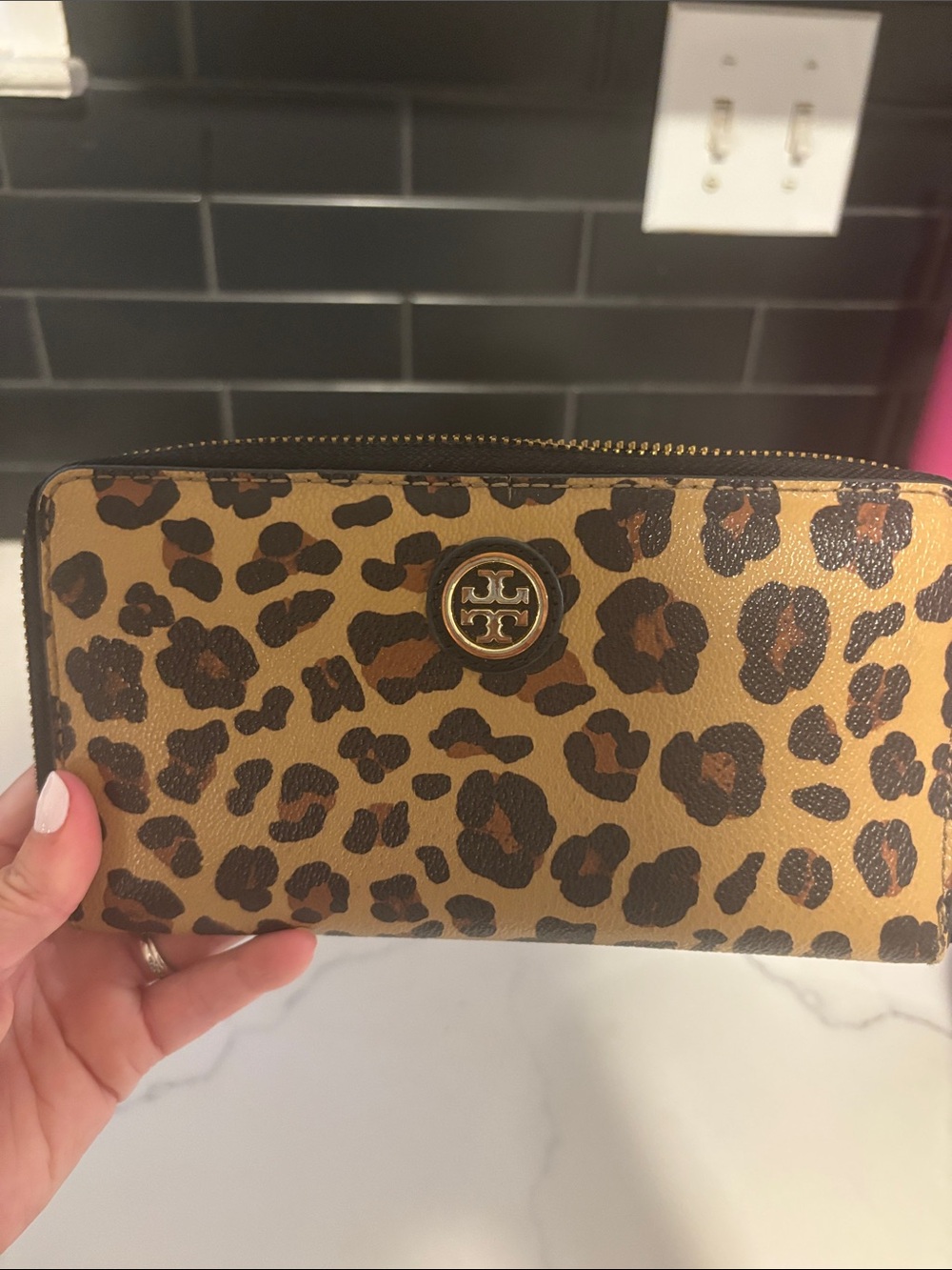 Tory Burch Leopard-Print Zip Wallet in Brown and Black - Picture 4 of 4